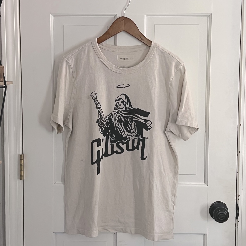 Retro Gibson Tee